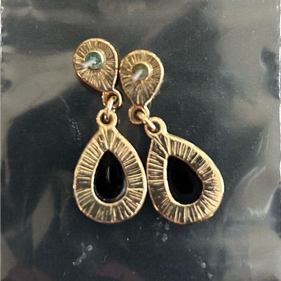 Gold Earrings - Picture 3 of 3
